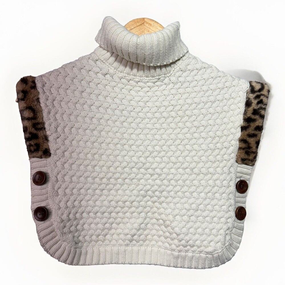 ASPEN Kids Cable Knit Poncho Vest Girls Size: US 5/6 Winter Outdoor